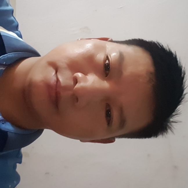 真诚有训的照片