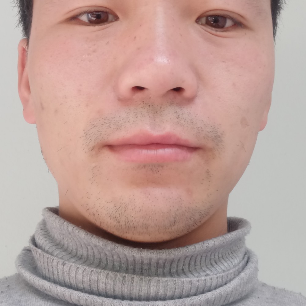 诺言高大的照片