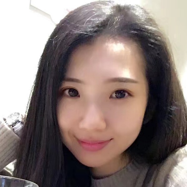 荔枝草莓的照片