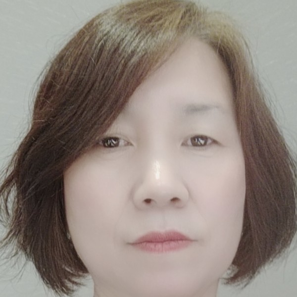 并蹄莲的照片
