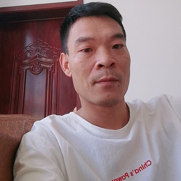 铃铛演变执着的照片
