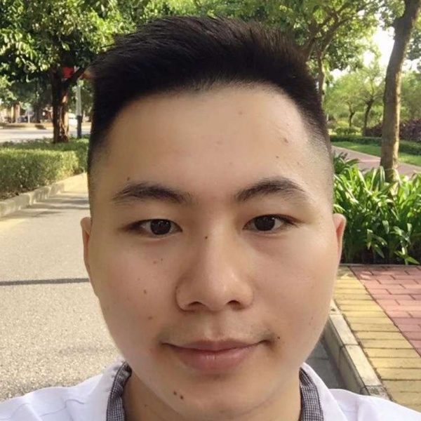 席颂的照片