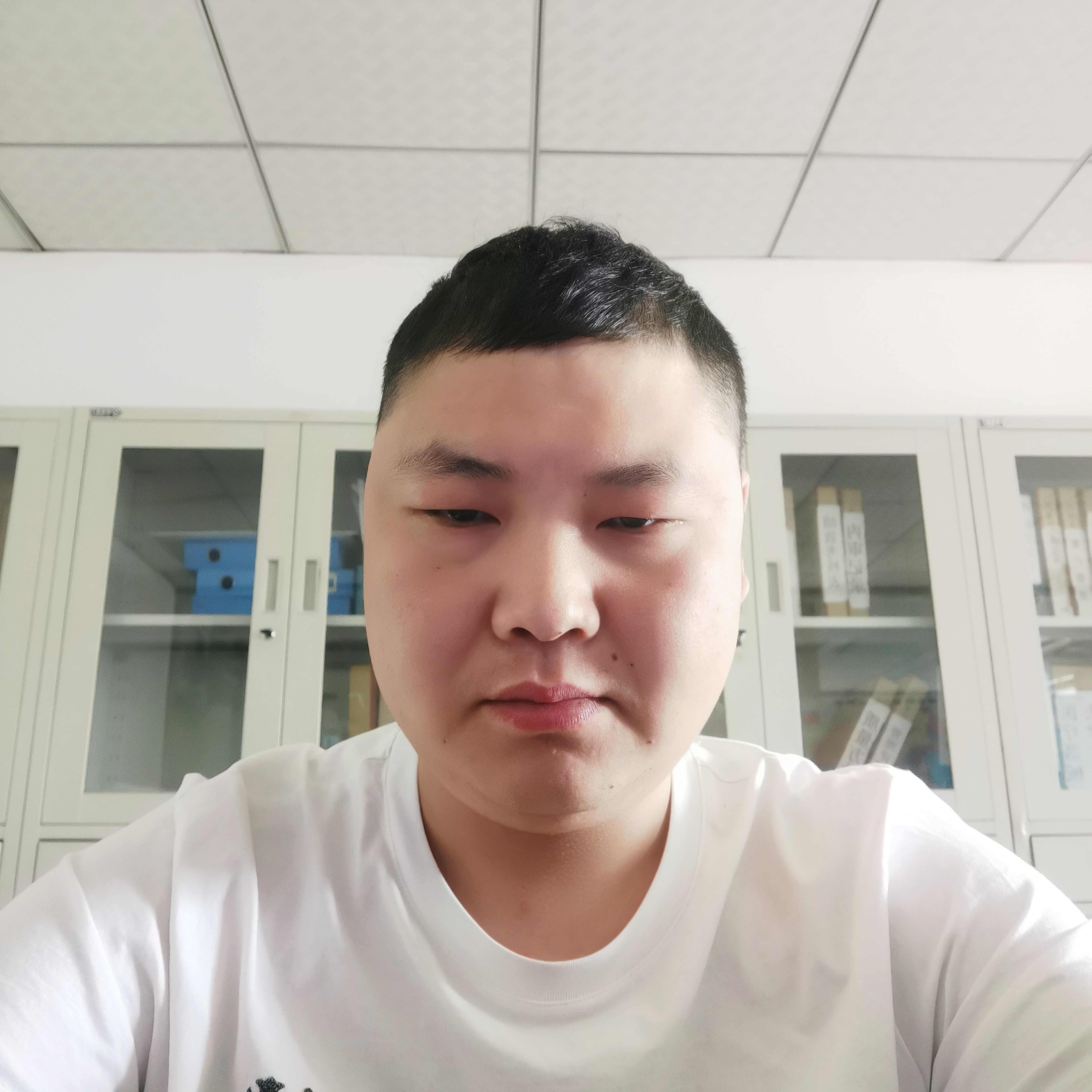 今天刮大风的照片