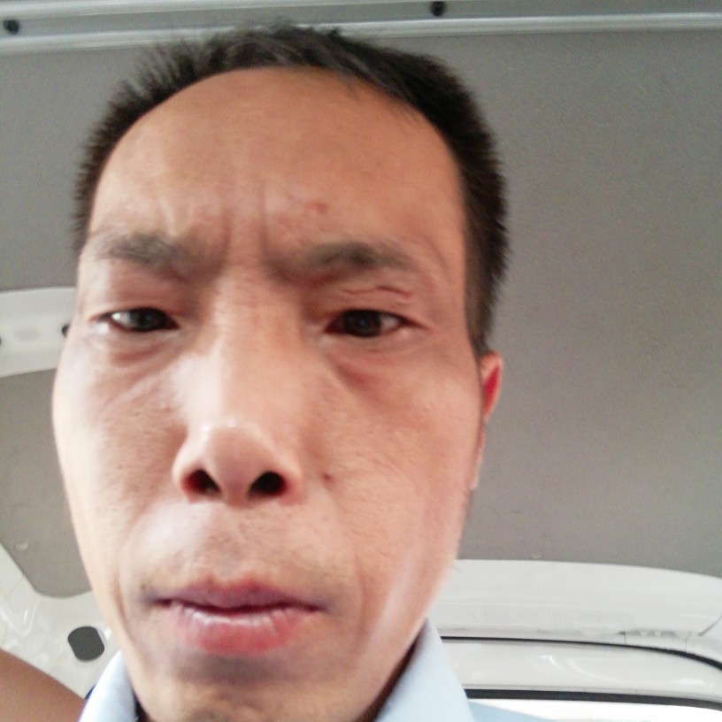 赵站森的照片