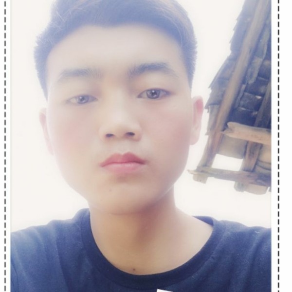 欠你的羽裳的照片