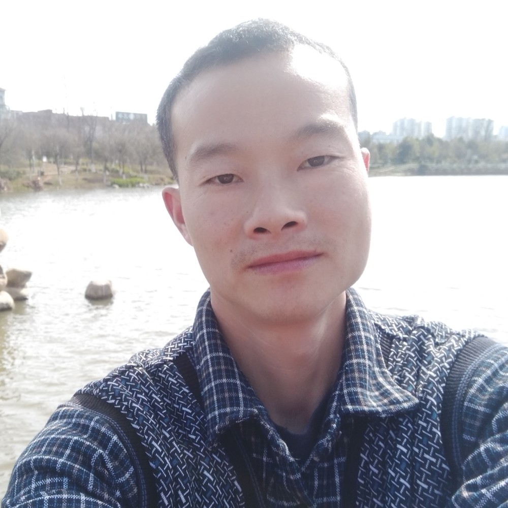 搞怪相许路人的照片