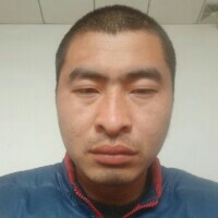 矜柔蹙眉忧伤的照片