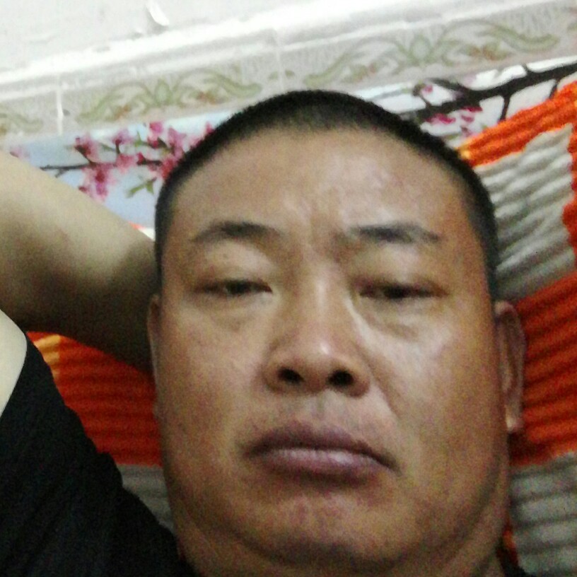 判官男的照片