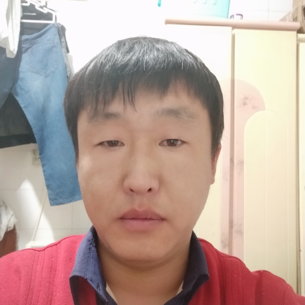 爱笑浅吻数据线的照片