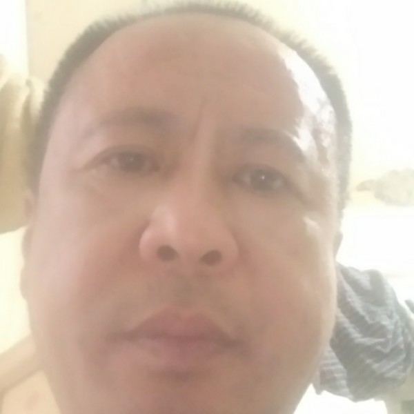 爱笑的刚子的照片