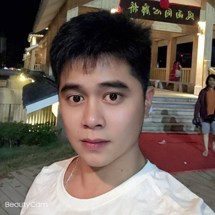 情殇、的照片