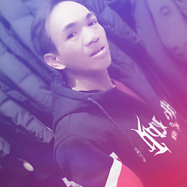 明媚与青衫的照片