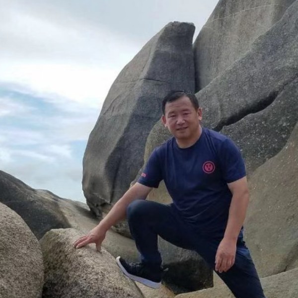 潇洒不的照片