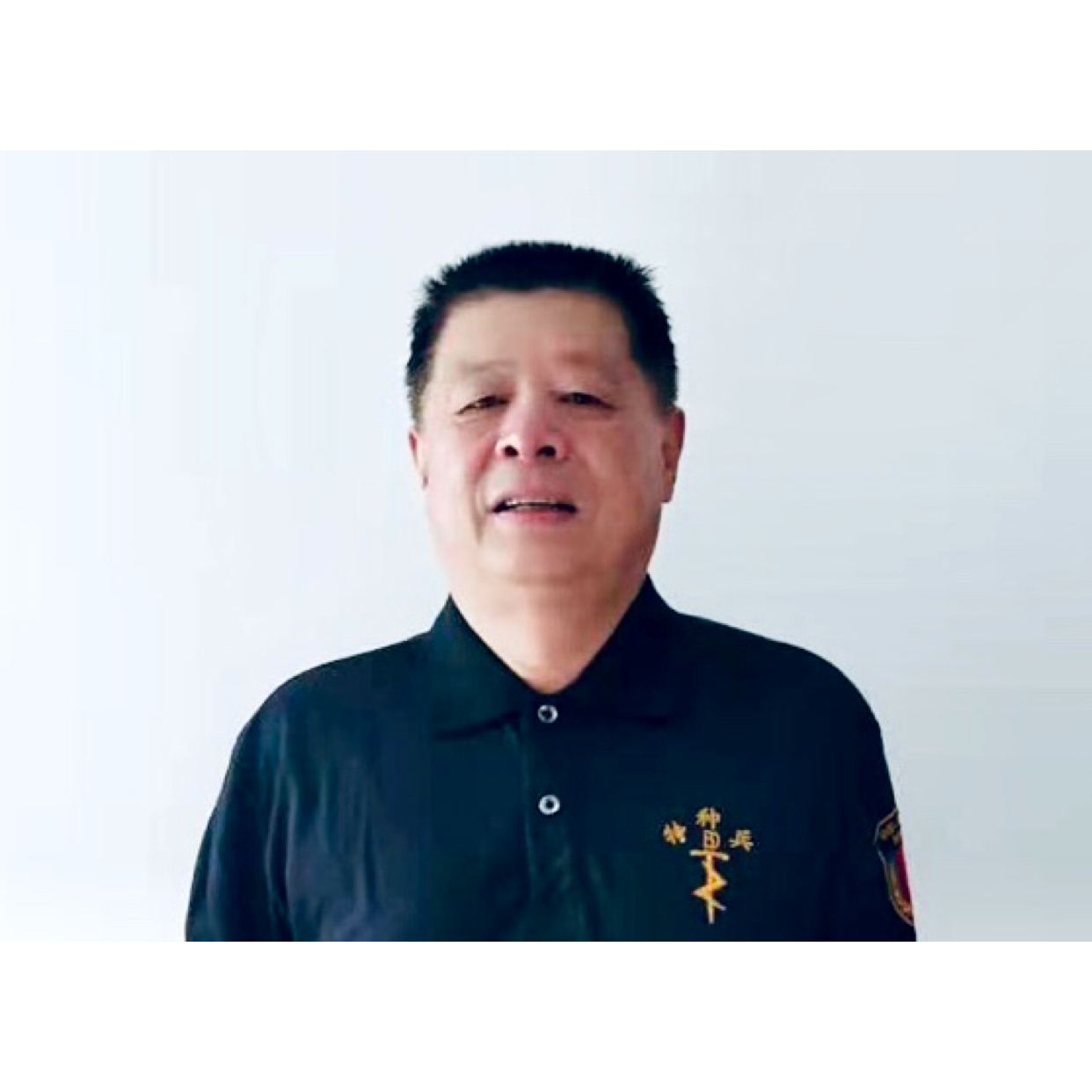 东方明旭的照片