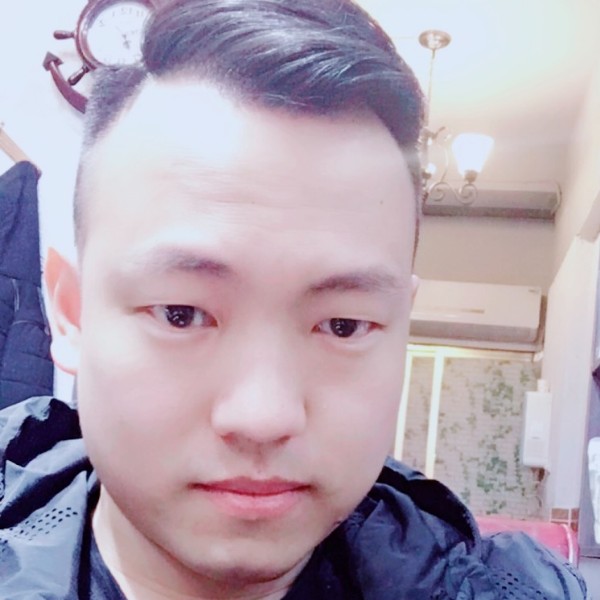 博雅德的照片