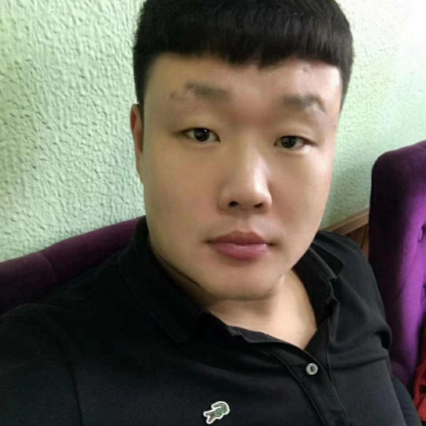 爆米花回眸粗心的照片