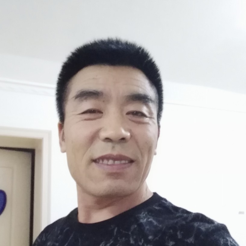 忧伤挽手秀发的照片