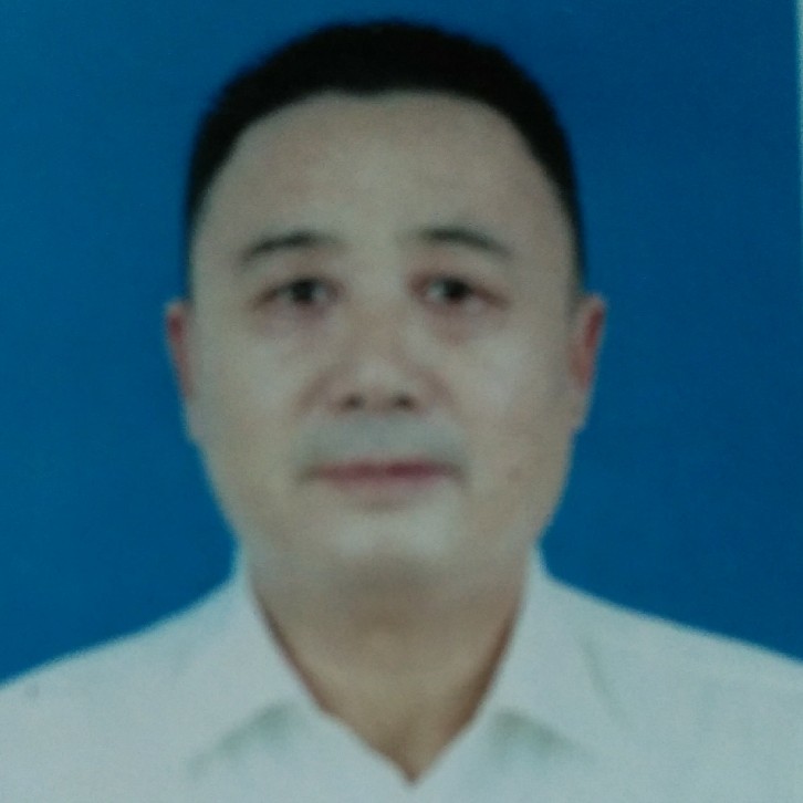 仲伟见的照片