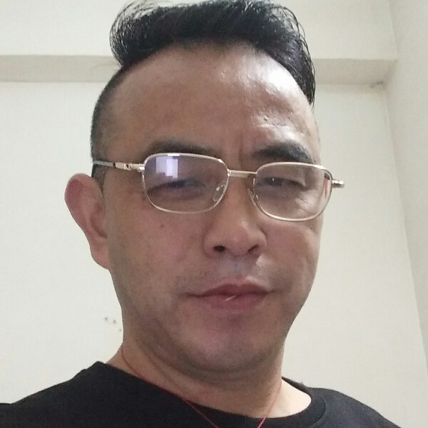 开心乡巴佬的照片