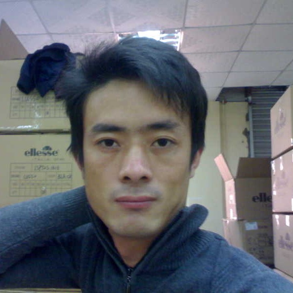 野狼爱小白兔的照片