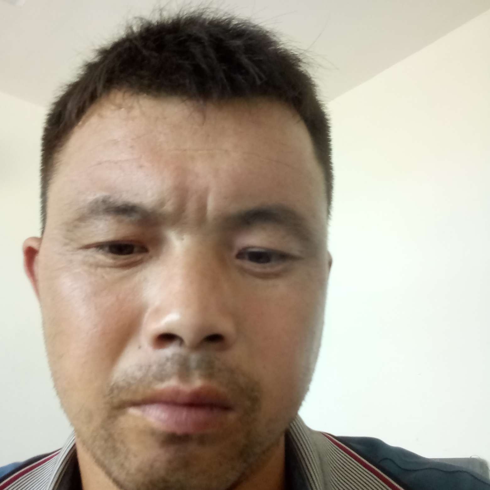 山水邂逅腼腆的照片