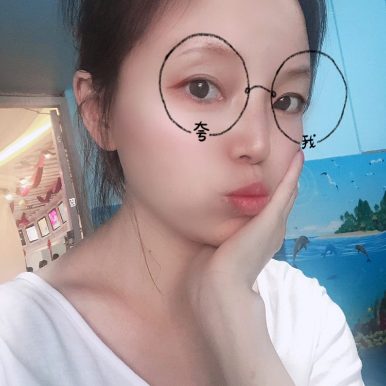 茉莉兴奋的照片