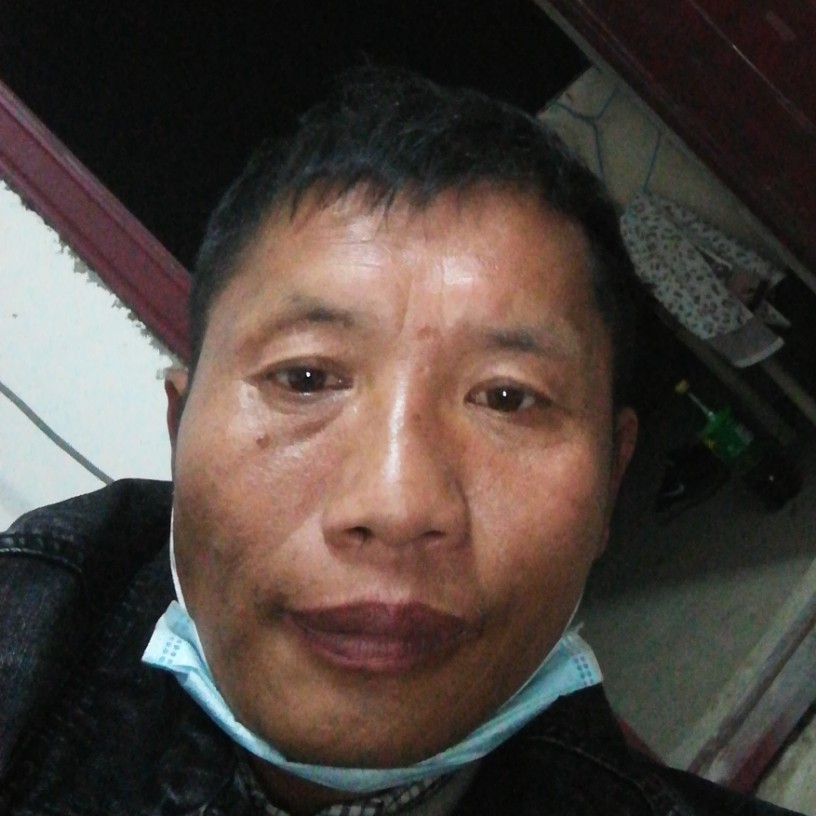 感性冷眸破车的照片