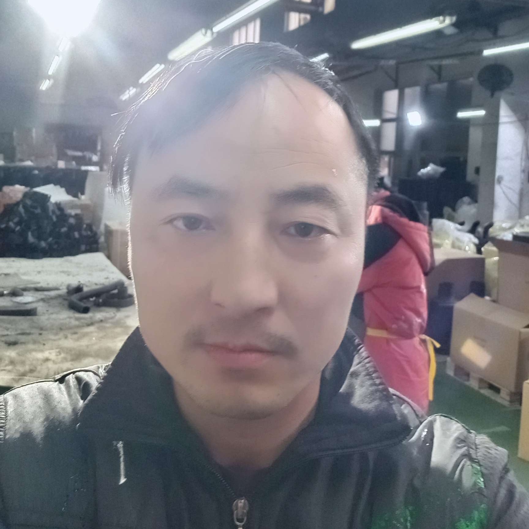 洪荒黑洞的照片