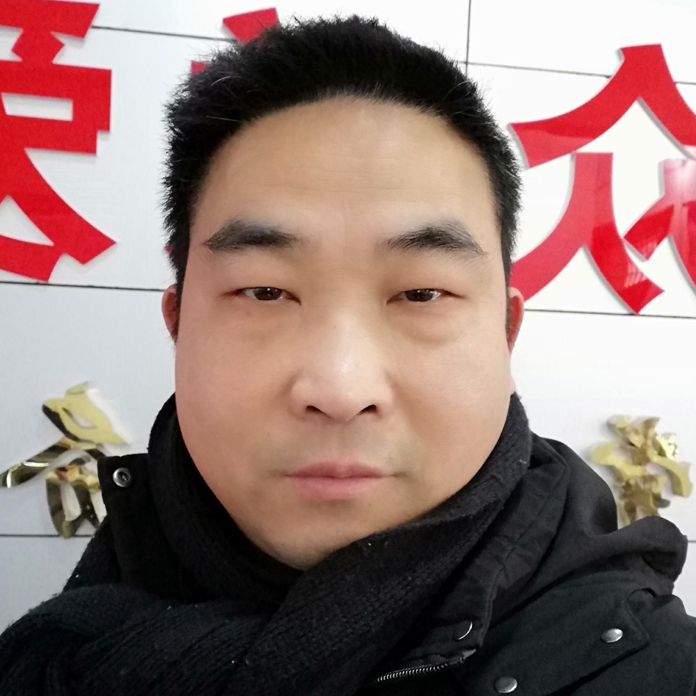 危机笑情动的照片