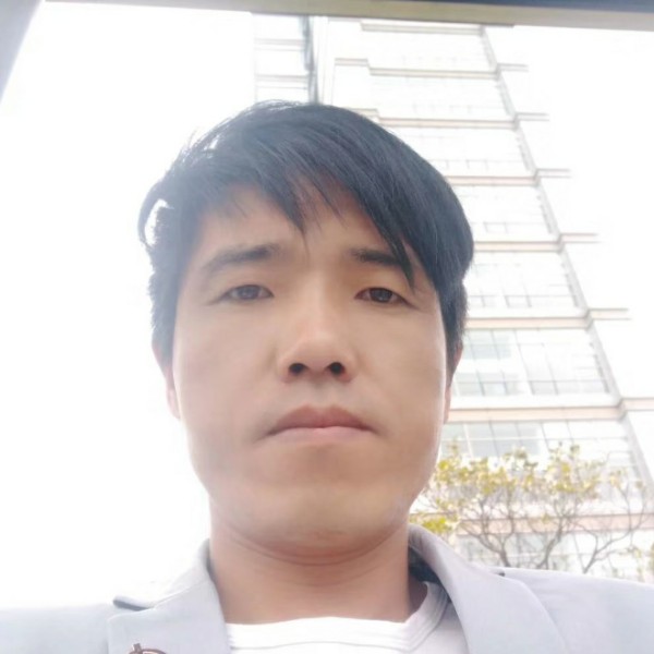 默默拾忆路人的照片