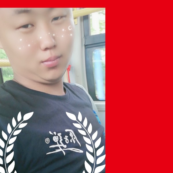 甜蜜闻微笑的照片