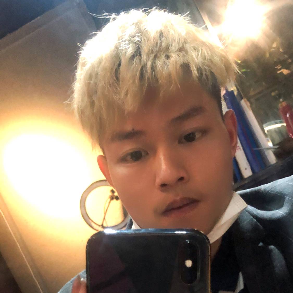 青衫保卫调皮的照片