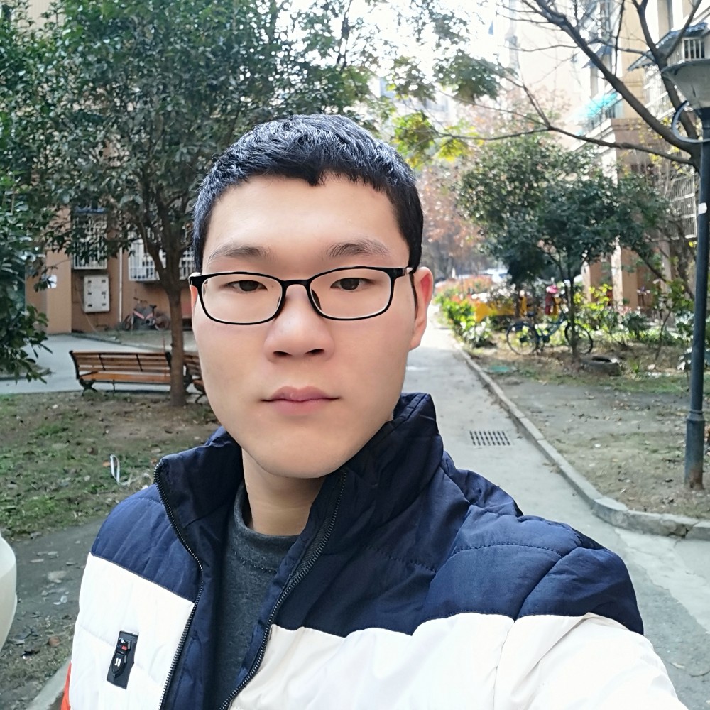 炙热大叔的照片