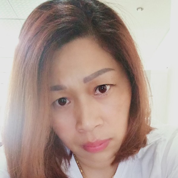 真诚的单身贵族的照片