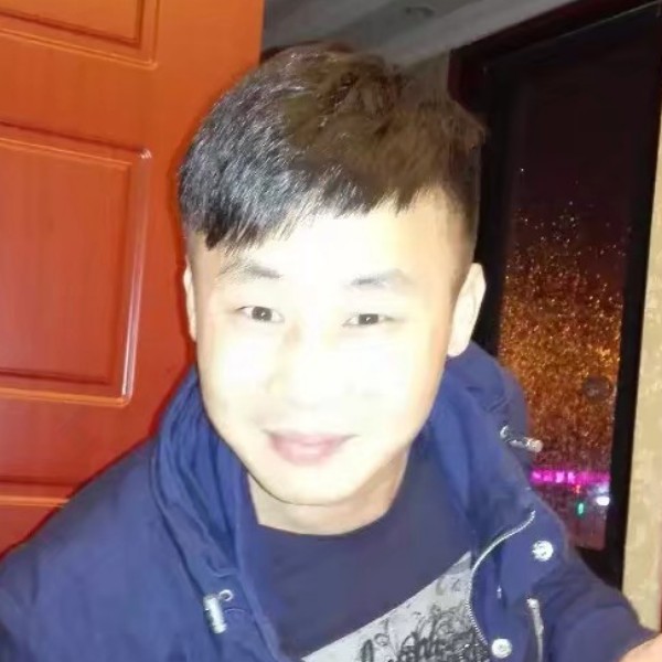 孙伟翔的照片