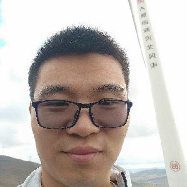 山岚等待温暖的照片