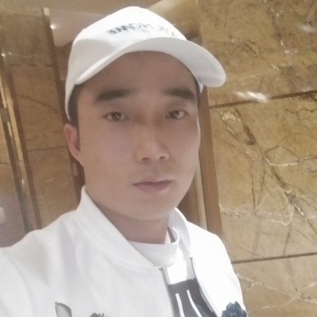 随的照片