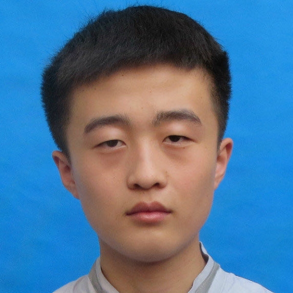 卖糖糖的小伙的照片