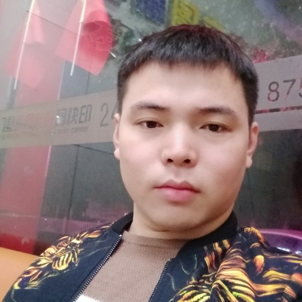 廖青云的照片