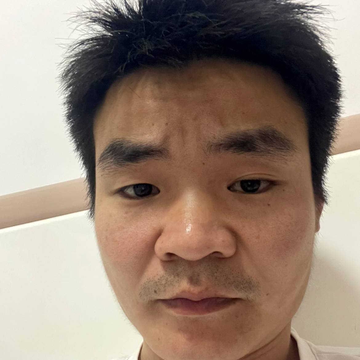 黄豆爱开心的照片