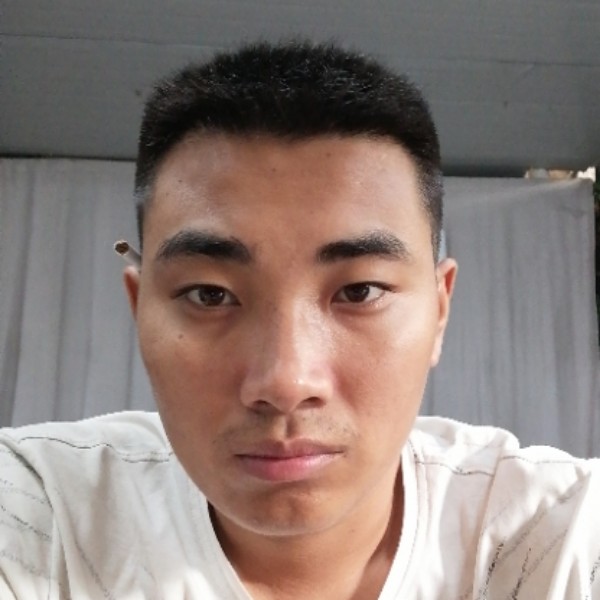 裙子欢喜的照片