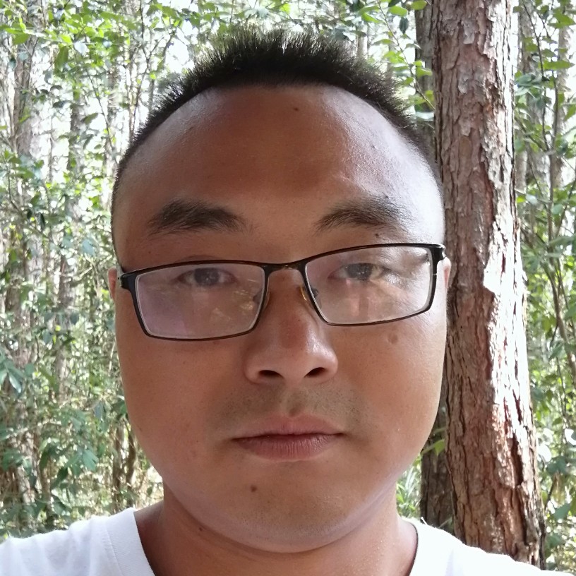 魁梧回眸陌殇的照片