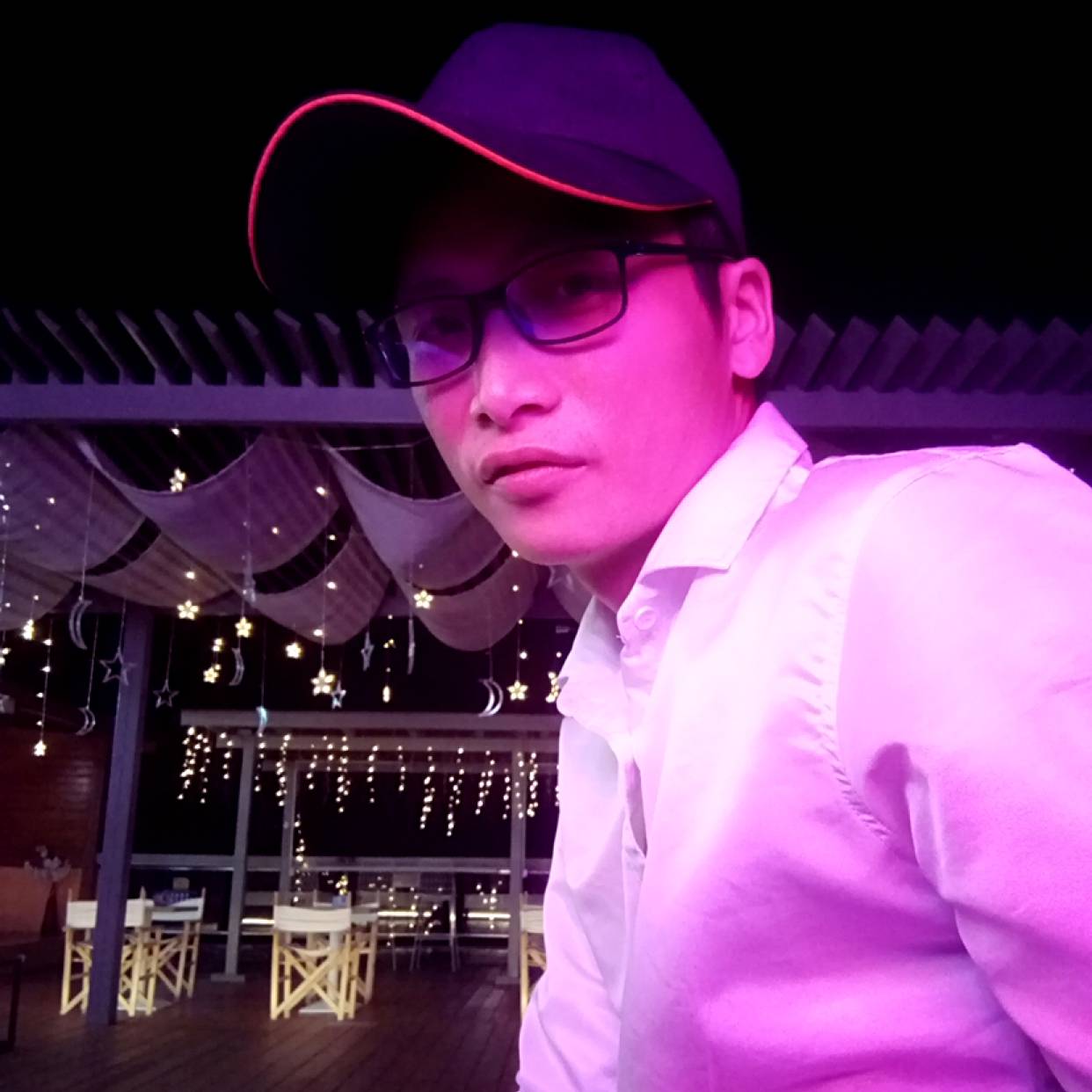 一個人孤單的照片