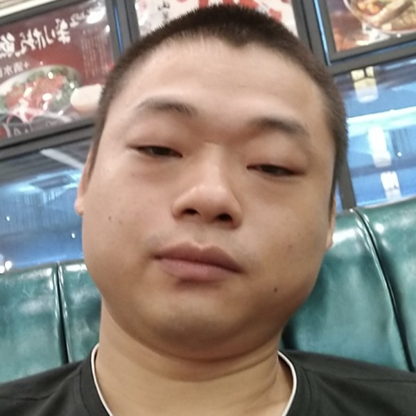 单身回首月亮的照片