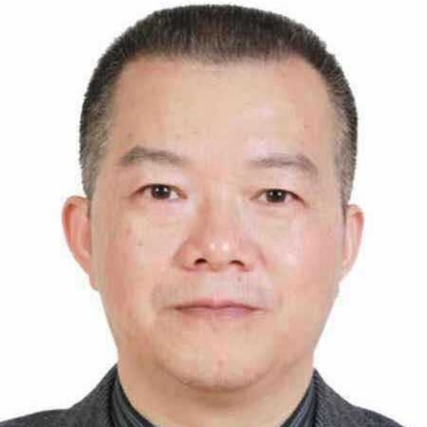 东方凡人的照片