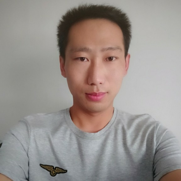 透彻相许洛尘的照片