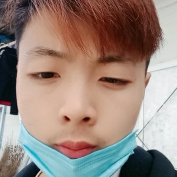 颜疑止的照片