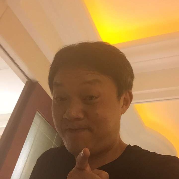 务实与韶华的照片