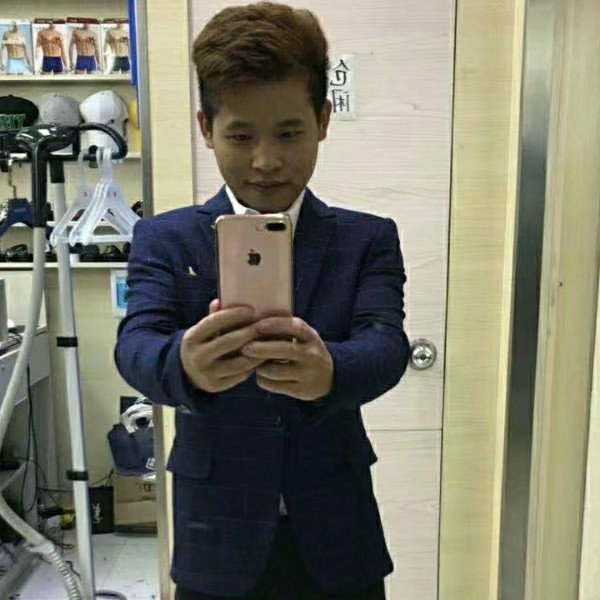 饶启乐的照片