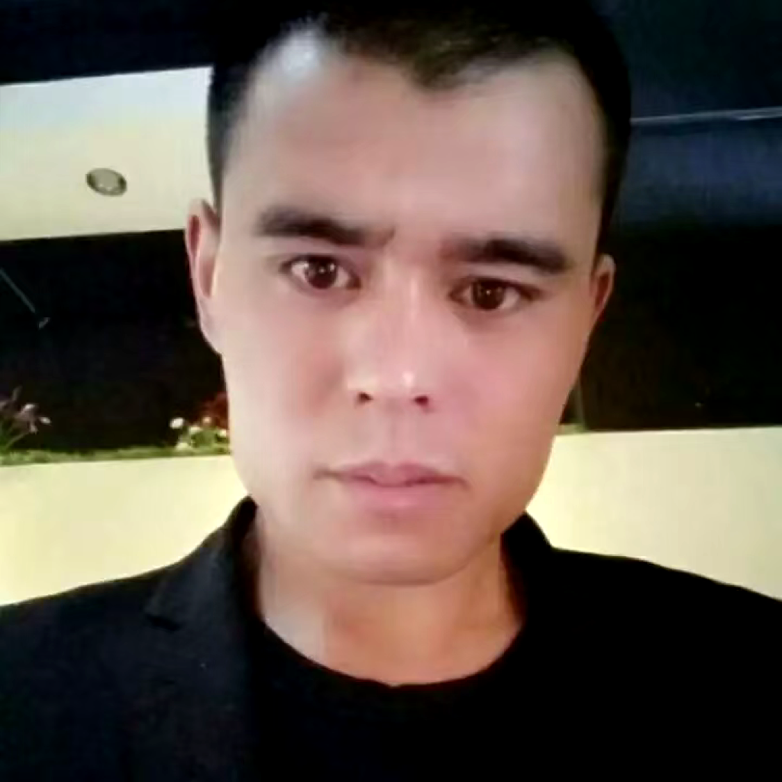 为爱狂痴的照片